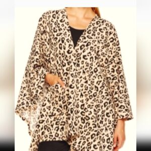 Leopard Print Concierge Collection Soft Cape, Wrap, Shawl Double Pockets…